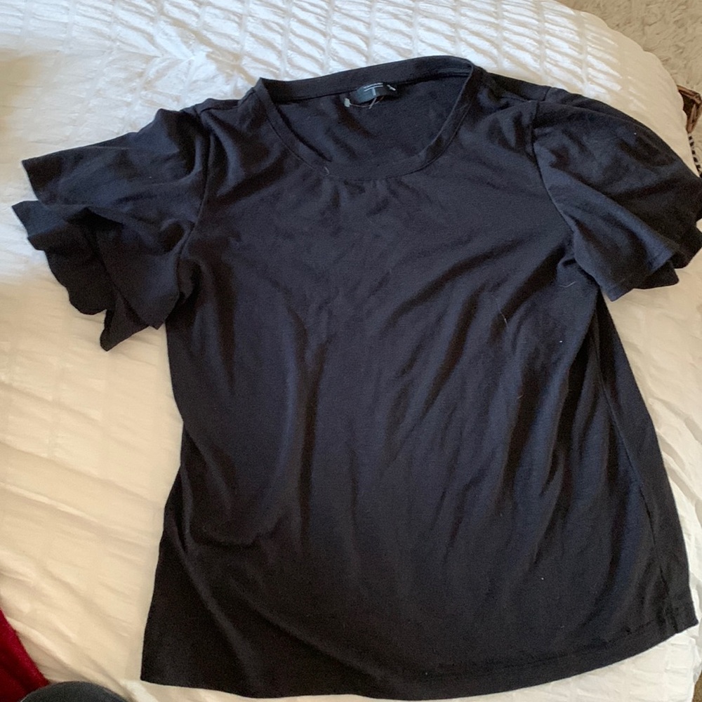 Tahari black shirt w/ ruffle sleeves